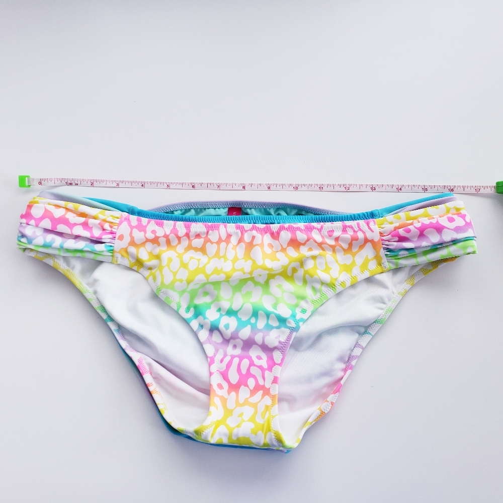 2 EUC Victoria's Secret Ruched Bikini Bottoms Womens Large Tie Dye Neon Cheetah - Picture 8 of 11